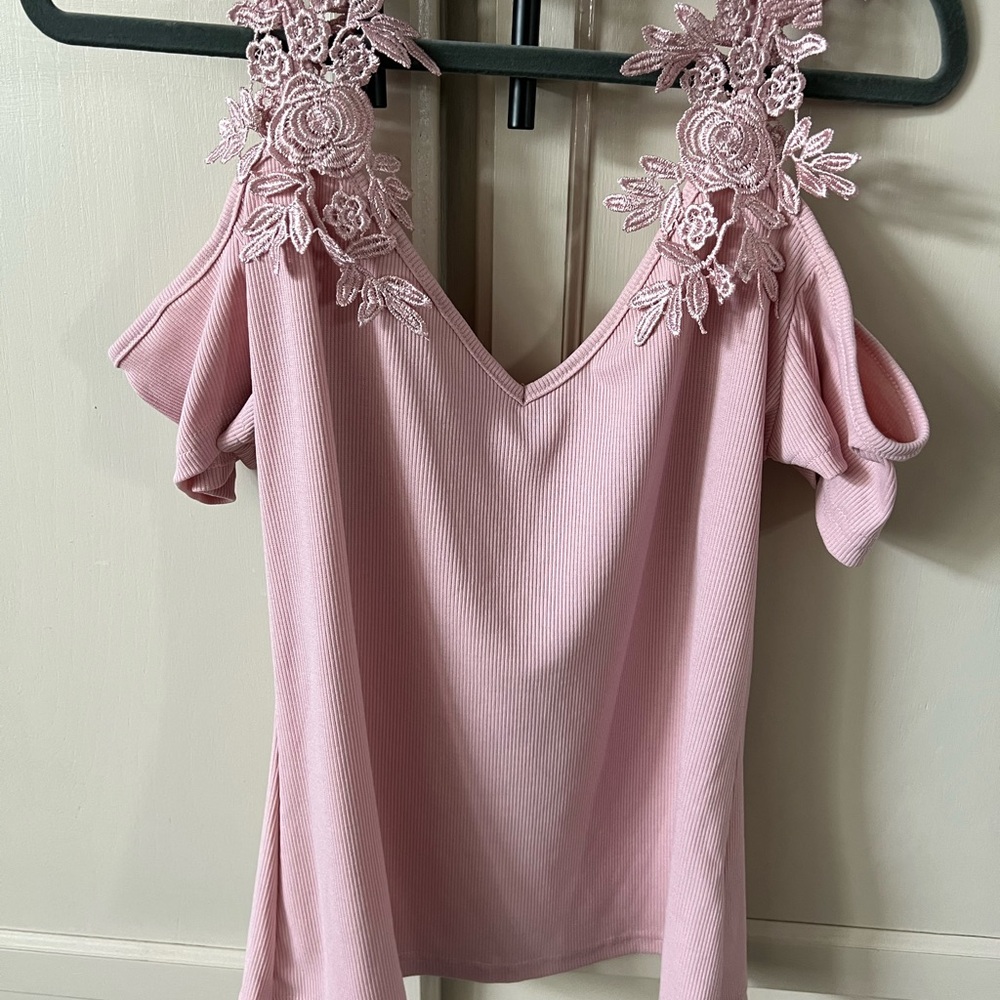 SHEIN NWOT Pink Off Shoulder Sleeveless Blouse